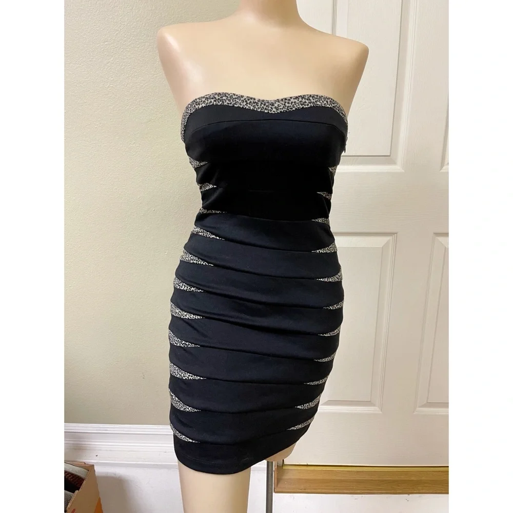 Strapless Dress - Picture 2 of 6